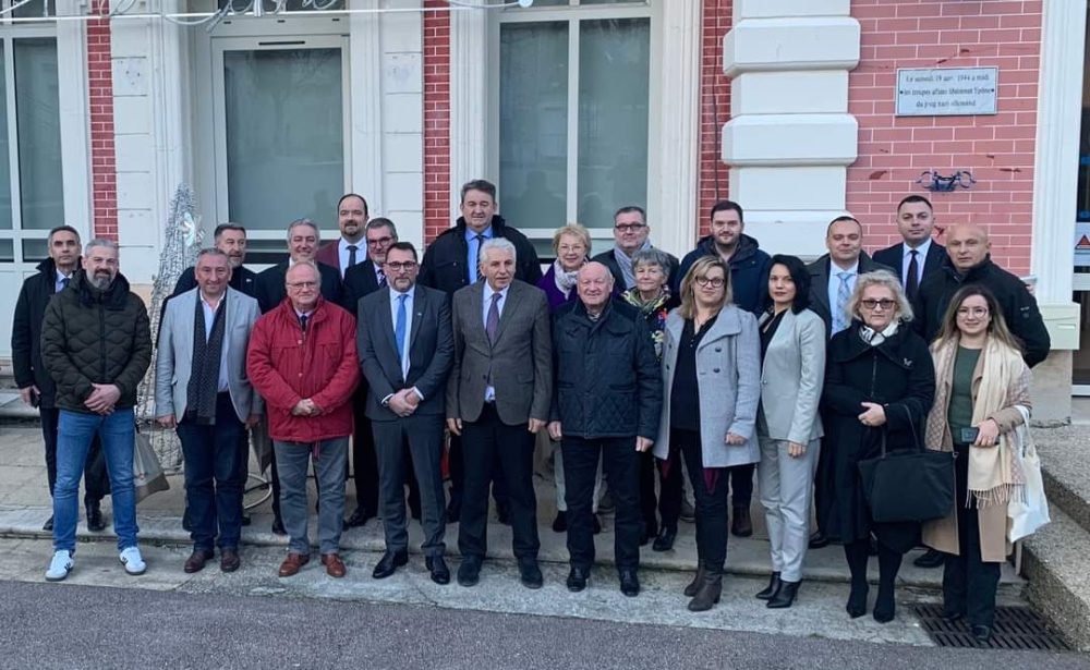 FB_IMG_1701814642342